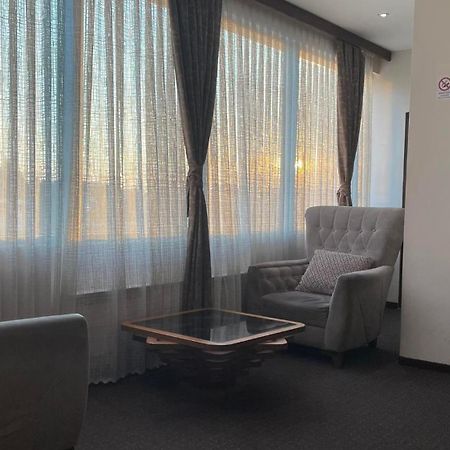 טטובו Hotel Emka מראה חיצוני תמונה