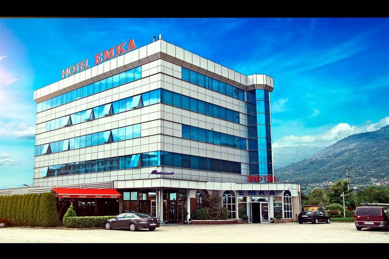 טטובו Hotel Emka מראה חיצוני תמונה