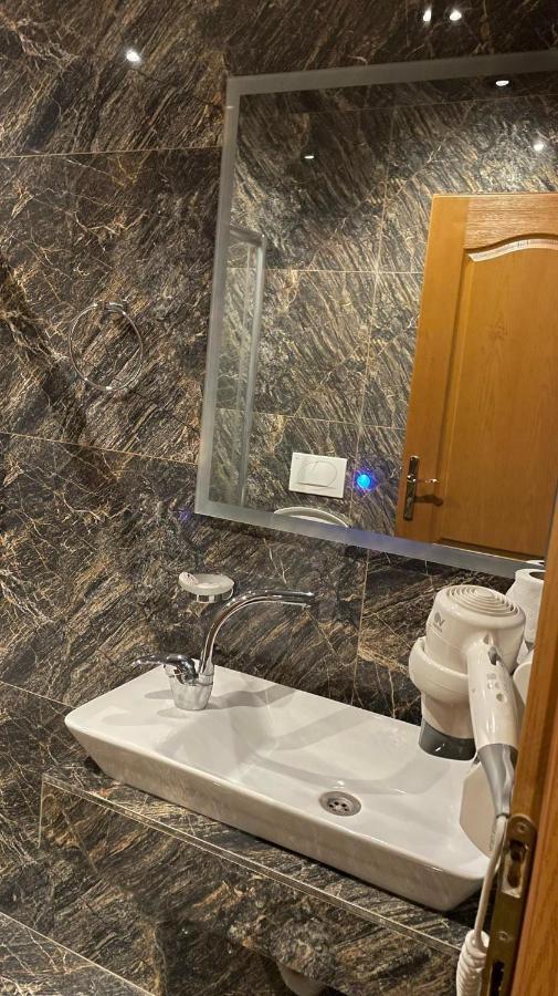 טטובו Hotel Emka מראה חיצוני תמונה